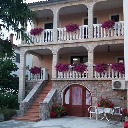 Apartment Samanic Малинска Екстериор снимка
