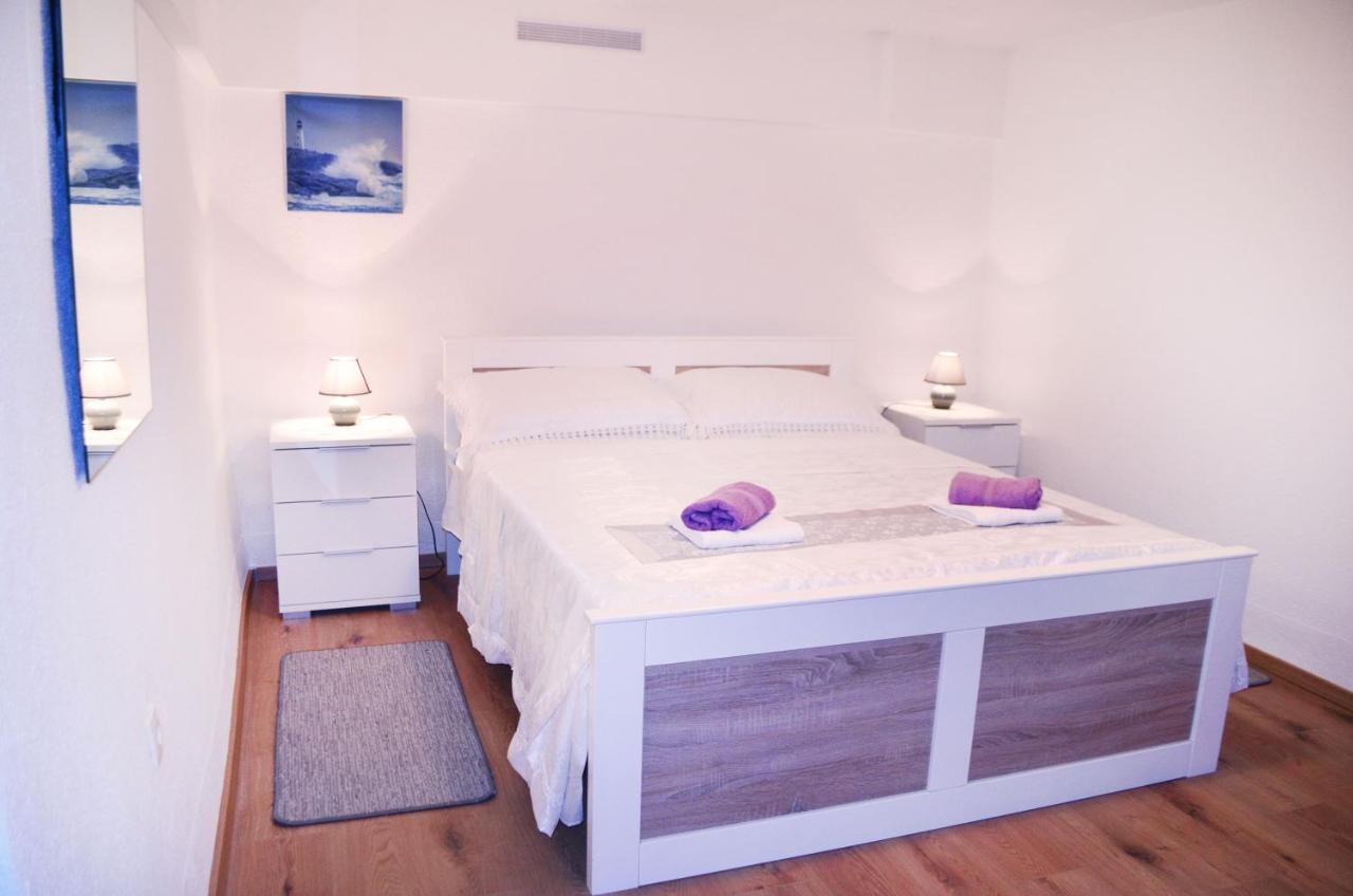 Apartment Samanic Малинска Екстериор снимка