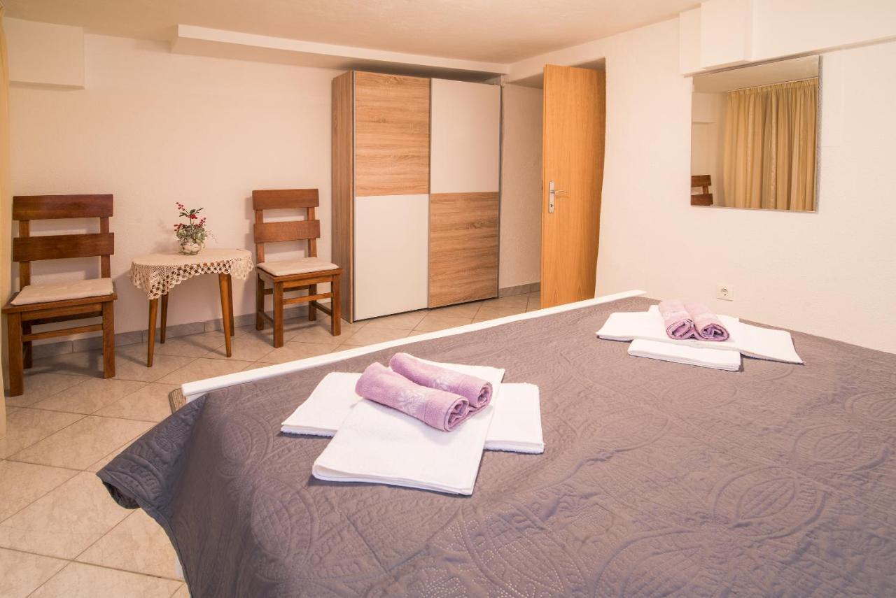Apartment Samanic Малинска Екстериор снимка